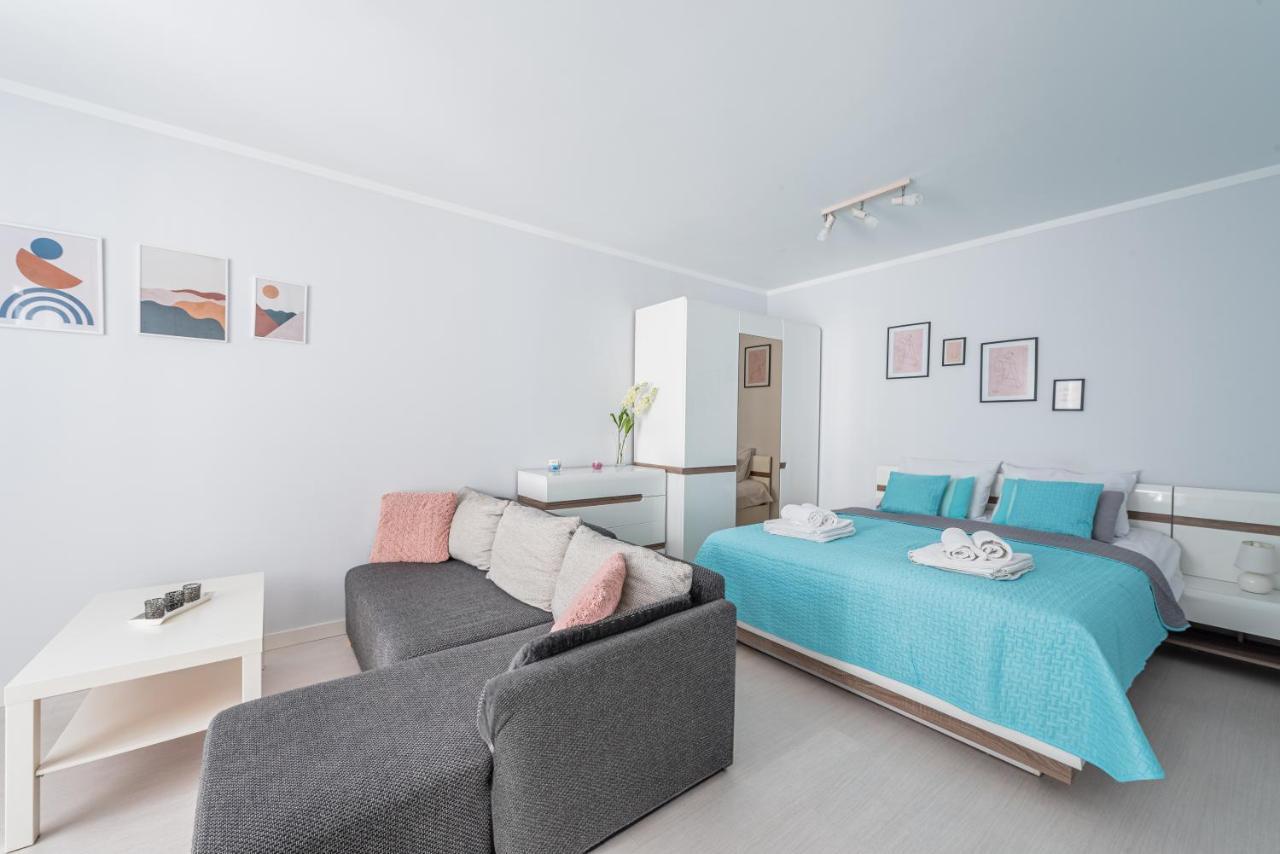 Apartament Z Balkonem Przy Latarni 150M Od Morza Kołobrzeg Kültér fotó