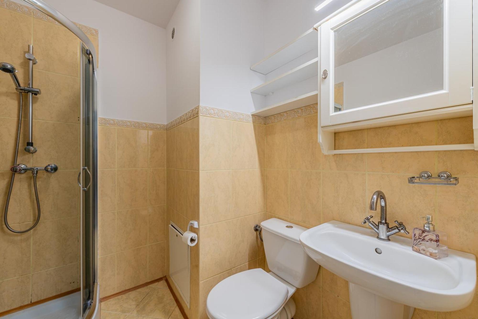 Apartament Z Balkonem Przy Latarni 150M Od Morza Kołobrzeg Kültér fotó