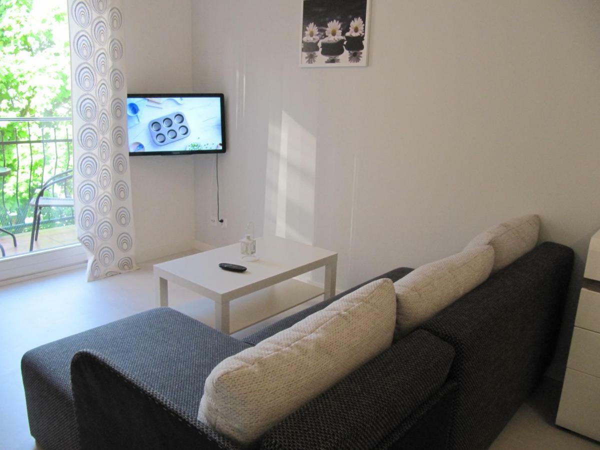 Apartament Z Balkonem Przy Latarni 150M Od Morza Kołobrzeg Kültér fotó