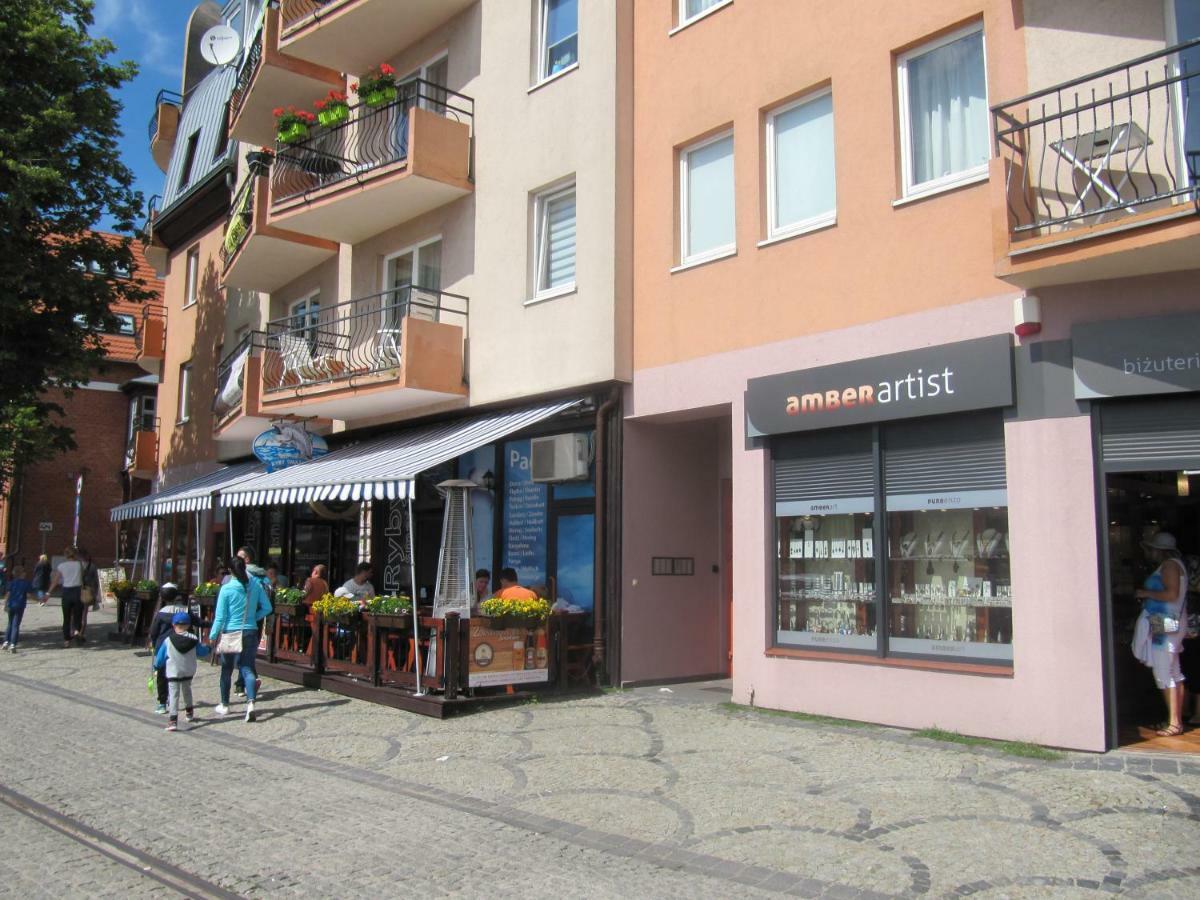 Apartament Z Balkonem Przy Latarni 150M Od Morza Kołobrzeg Kültér fotó